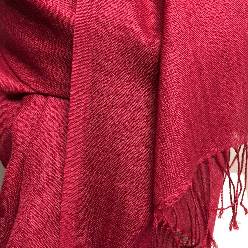 Pashmina Raspberry wool scarf - Picture 3 of 8